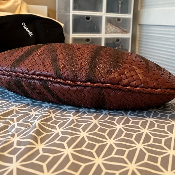 Bottega Veneta Intrecciato Nappa Leather Embroidered. Large Hobo. - Picture 3 of 16